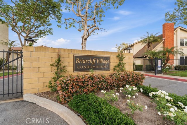 Detail Gallery Image 3 of 28 For 16865 Donwest, Tustin,  CA 92780 - 2 Beds | 1 Baths