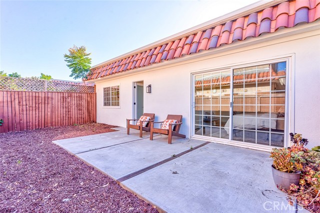 26 Seton, Irvine CA: https://media.crmls.org/medias/3651aba8-cc06-40ec-8fc9-d852cca68840.jpg