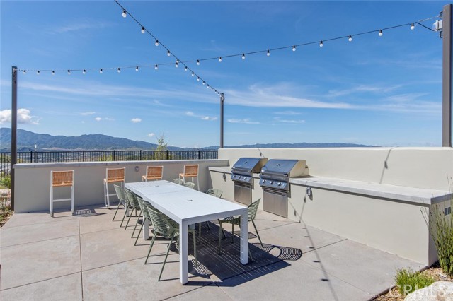 Detail Gallery Image 51 of 54 For 18171 Hedgerow Way, Saugus,  CA 91350 - 4 Beds | 2/1 Baths