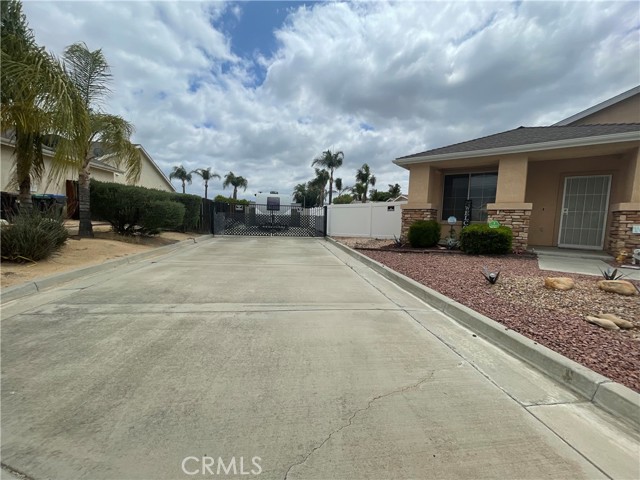 24967 Volga Street, Hemet CA: https://media.crmls.org/medias/3652e4f8-26d4-4ff9-8cce-a0b492d72dee.jpg