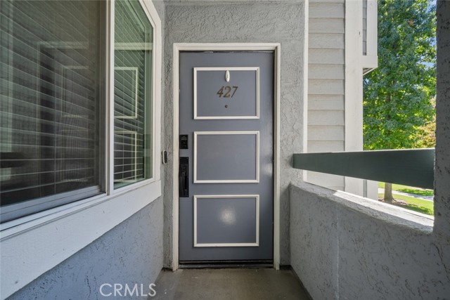 Detail Gallery Image 3 of 35 For 26758 Claudette St #427,  Canyon Country,  CA 91351 - 2 Beds | 2 Baths