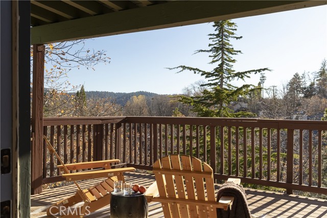 Detail Gallery Image 16 of 29 For 28000 West Shore Dr, Lake Arrowhead,  CA 92352 - 4 Beds | 3/1 Baths