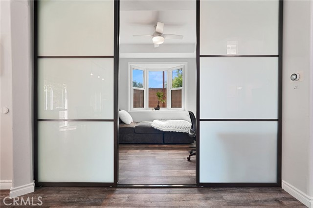 Detail Gallery Image 10 of 46 For 9400 1/2 Noble Ave, North Hills,  CA 91343 - 4 Beds | 3 Baths