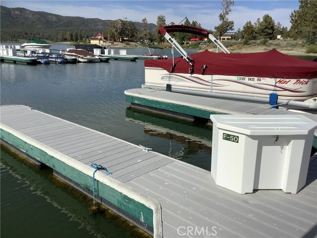 Detail Gallery Image 2 of 12 For 400 F-50 Pine Knot Bld, Big Bear Lake,  CA 92315 - – Beds | – Baths