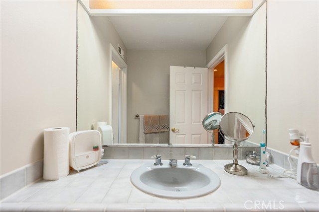 2445 N Santiago Boulevard, Orange CA: https://media.crmls.org/medias/36551a37-2a7a-4d33-a0d4-0ea7ad938c30.jpg