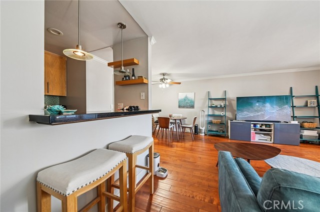 641 Prospect Avenue, Redondo Beach, California 90277, 1 Bedroom Bedrooms, ,1 BathroomBathrooms,Residential,For Sale,Prospect,SB25233128