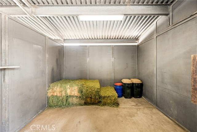 1014 7th Street, Norco CA: https://media.crmls.org/medias/3656090b-a17f-4183-85d0-a8b55a7b6e91.jpg