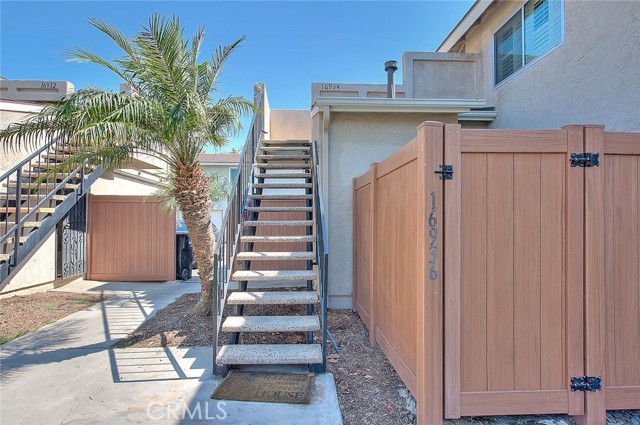 Detail Gallery Image 22 of 33 For 16934 Cedarwood Ct #40,  Cerritos,  CA 90703 - 3 Beds | 1 Baths