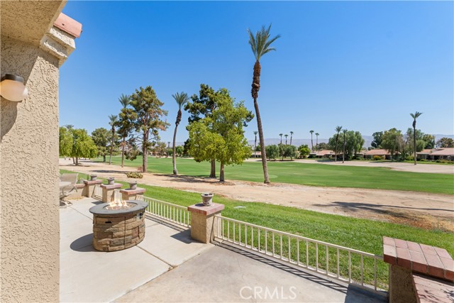 41915 Preston Trail, Palm Desert CA: https://media.crmls.org/medias/3656c4c0-2c4d-4f24-bb32-2d776ba101fb.jpg