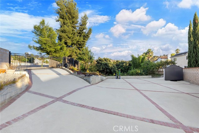19519 Greenwillow Lane, Rowland Heights CA: https://media.crmls.org/medias/3656fbcb-377e-47b9-89c4-a33c49d4ae0e.jpg