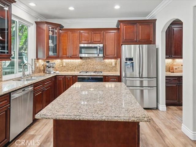 Detail Gallery Image 22 of 55 For 27718 Heartwood Ct, Valencia,  CA 91354 - 3 Beds | 3 Baths