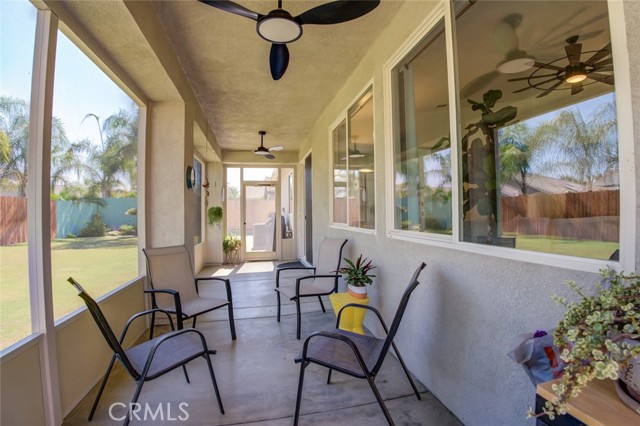 12206 Sundance Canyon Drive, Bakersfield CA: https://media.crmls.org/medias/3657a8de-a37d-46d0-a163-3db19b927a29.jpg