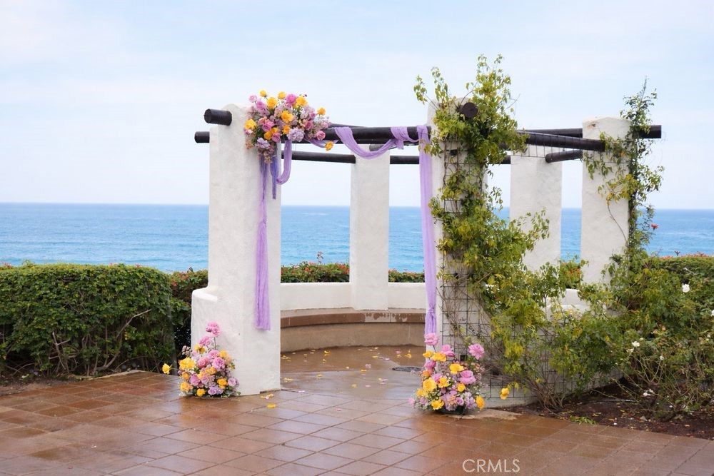 https://media.crmls.org/medias/3657ada0-6fbe-4dd2-91a3-667af0937b9c.jpg?preset=X-Large