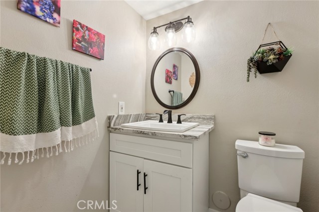 Detail Gallery Image 16 of 47 For 27959 Palmetto Ridge Dr, Valencia,  CA 91354 - 4 Beds | 2/1 Baths