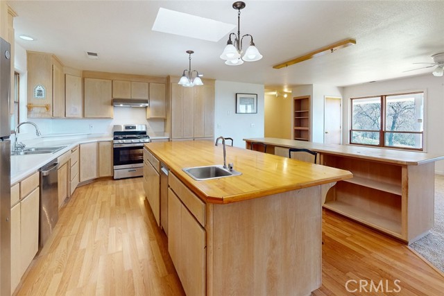 Detail Gallery Image 8 of 74 For 1718 Robinson Mill Rd, Bangor,  CA 95914 - 3 Beds | 2/1 Baths