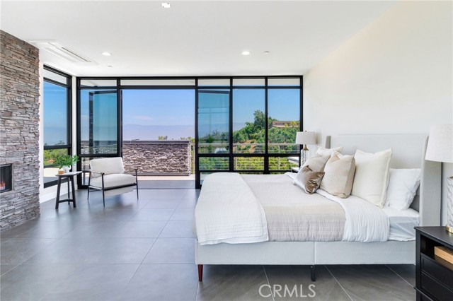 1912 Edgefair Lane, Redlands CA: https://media.crmls.org/medias/365a6730-75ab-4398-8e02-0eda3963669c.jpg