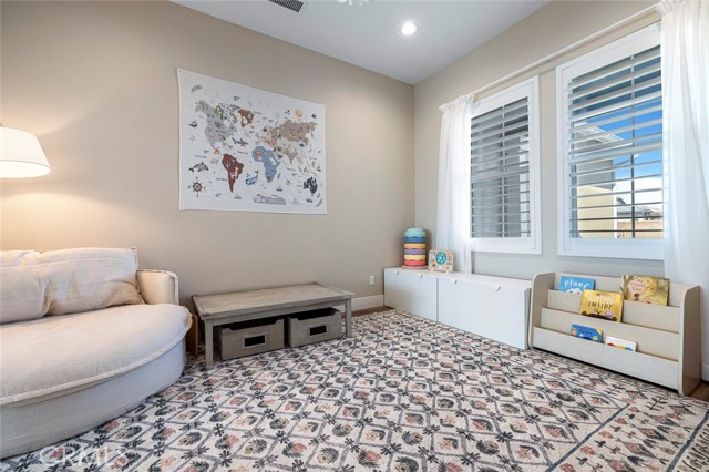 Detail Gallery Image 16 of 43 For 944 Horizon Dr, Madera,  CA 93636 - 3 Beds | 3/1 Baths