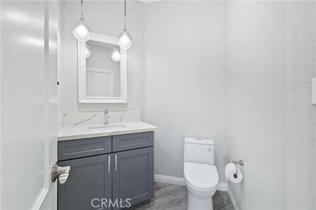 Detail Gallery Image 11 of 34 For 1450 W 11th St, Pomona,  CA 91766 - 4 Beds | 2/1 Baths