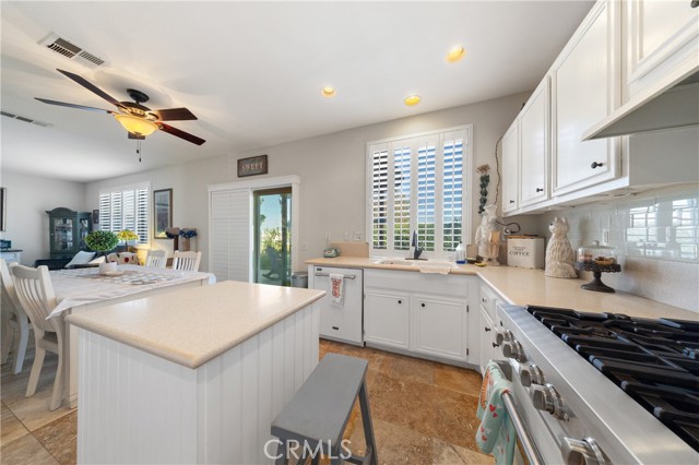 Image 11 of 48 For 33578 Rosewood Circle