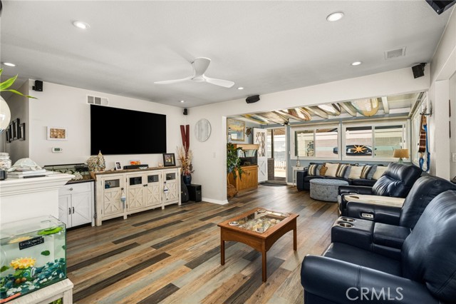 Front Image Thumbnail for CRPW26145337