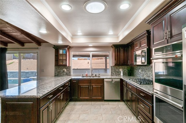 3202 Half Circle Road, Norco CA: https://media.crmls.org/medias/365f2444-9836-4931-a83d-e3c2041d5459.jpg