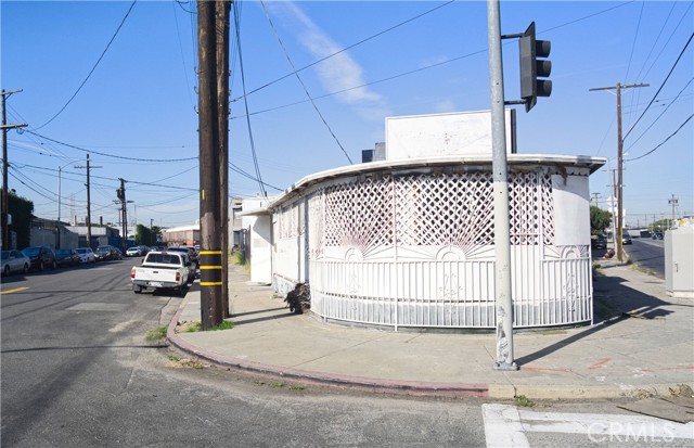  Commercial for Sale in Los Angeles, California