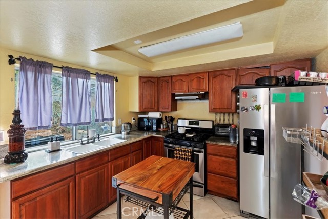 Detail Gallery Image 15 of 31 For 156 S Loretta, Rialto,  CA 92376 - 4 Beds | 2 Baths