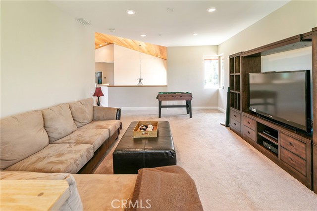 Detail Gallery Image 35 of 40 For 27692 Caribou Dr, Lake Arrowhead,  CA 92352 - 4 Beds | 2/1 Baths