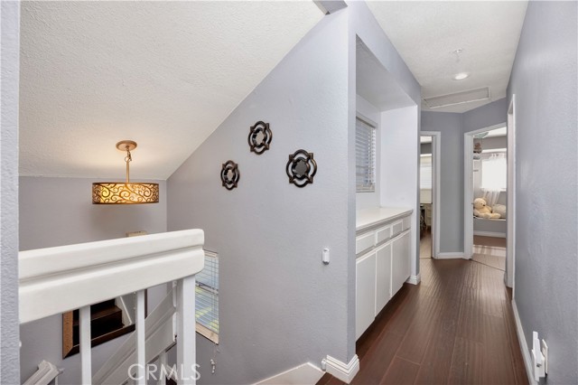 Detail Gallery Image 13 of 31 For 11798 Rustic, Fontana,  CA 92337 - 3 Beds | 2/1 Baths