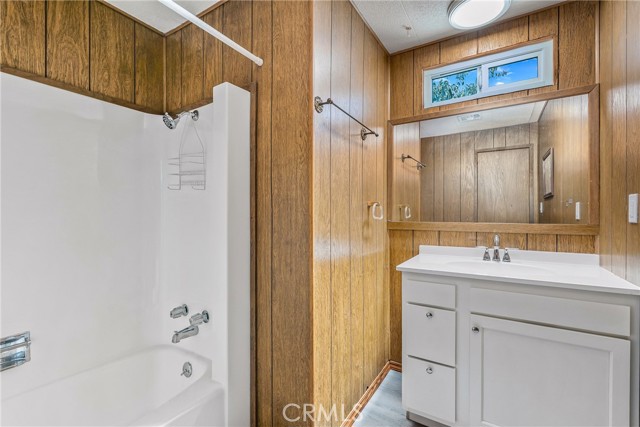 24414 University Ave., Loma Linda CA: https://media.crmls.org/medias/3661c53b-6c1f-4272-b016-7b32a8200405.jpg