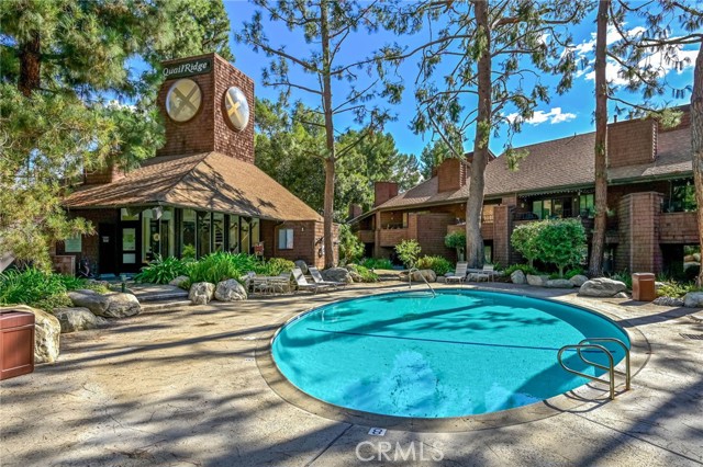 Detail Gallery Image 25 of 37 For 2756 Pine Creek, Fullerton,  CA 92835 - 1 Beds | 1/1 Baths