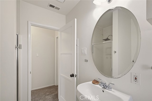 4219 Artesia photo 29