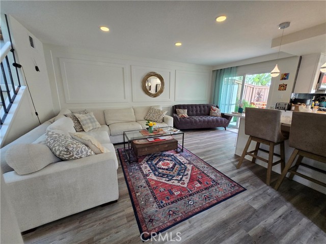5 Carriage Hill Lane, Laguna Hills CA: https://media.crmls.org/medias/3663a89d-fb02-4907-8de0-04b8413f9636.jpg