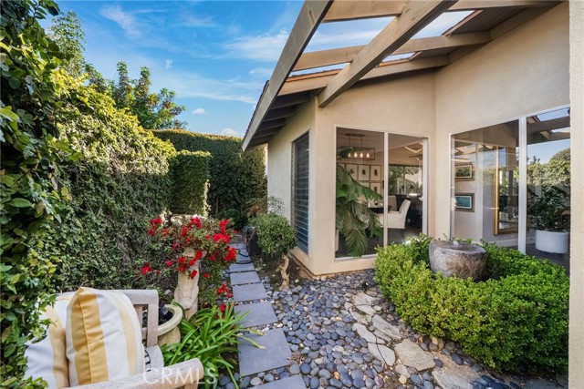 Image 8 of 70 For 24811 Spadra