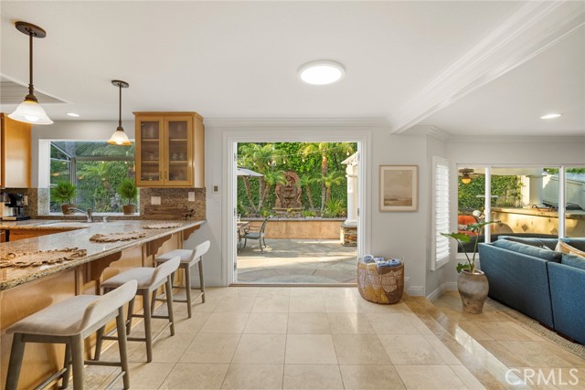 25541 Rocky Beach Lane, Dana Point CA: https://media.crmls.org/medias/36651f1b-5777-4a40-bbc4-7c81c6079cea.jpg