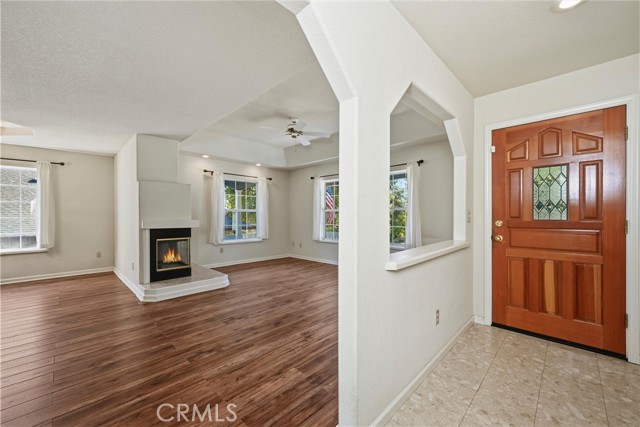 Detail Gallery Image 4 of 35 For 18168 Deer Hill Rd, Hidden Valley Lake,  CA 95467 - 3 Beds | 2 Baths