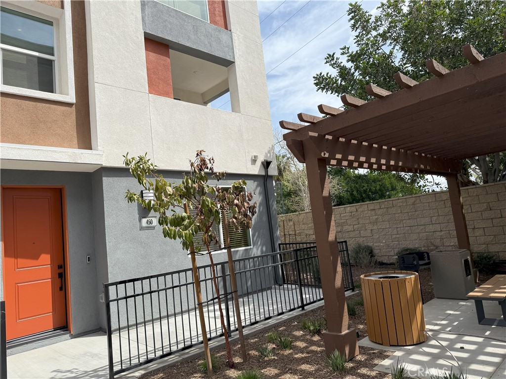 E 1ST Street #450