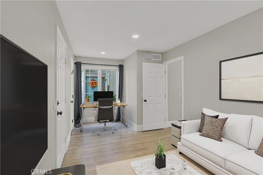 MLS #OC25249713 image #16