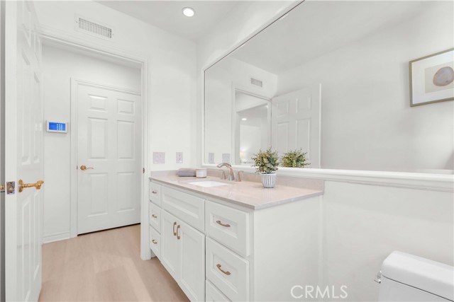 Detail Gallery Image 4 of 33 For 21 Santa Catalina Dr, Rancho Palos Verdes,  CA 90275 - 4 Beds | 3/1 Baths