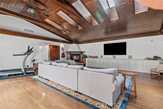 1719 Monte Vista Street, Pasadena CA: https://media.crmls.org/medias/366854ec-8e26-4c8d-ab62-812378afa46d.jpg