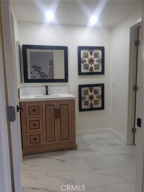 Detail Gallery Image 26 of 32 For 2758 W Stocton, Anaheim,  CA 92801 - 4 Beds | 3 Baths