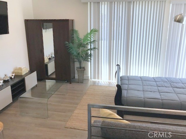 2nd floor Living room, and aux sleeping