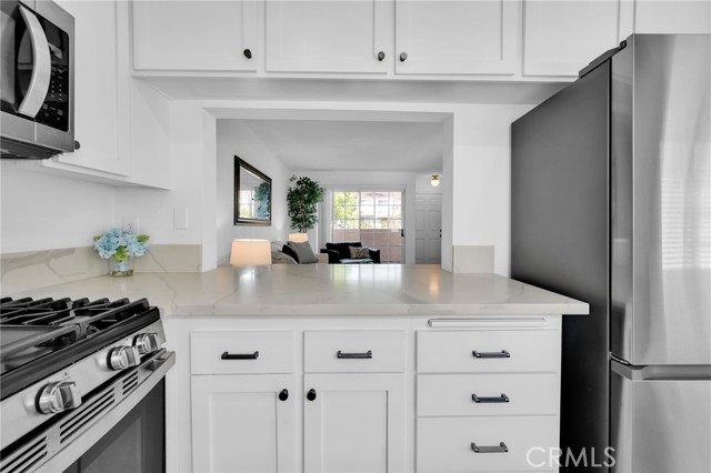 3101 Plaza Del Amo, Torrance CA: https://media.crmls.org/medias/366a2175-c1be-4a41-97b5-185da476645a.jpg