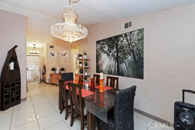 Detail Gallery Image 12 of 31 For 156 S Loretta, Rialto,  CA 92376 - 4 Beds | 2 Baths