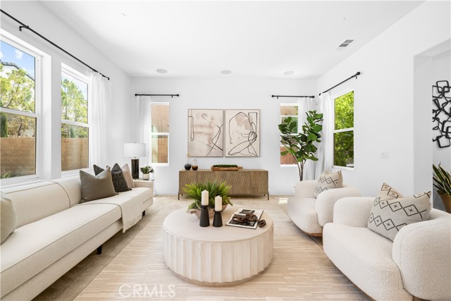 106 Trowel, Irvine CA: https://media.crmls.org/medias/366b2423-142b-4811-90ff-d07a7ed47100.jpg