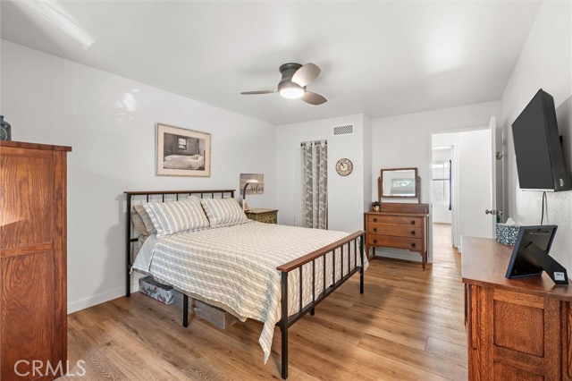 Image 18 of 37 For 4682 Maxwell Court