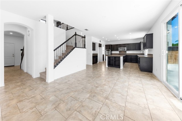 14261 Settlers Ridge Court, Eastvale CA: https://media.crmls.org/medias/366c70a7-98df-450f-8f0c-638e3330974c.jpg