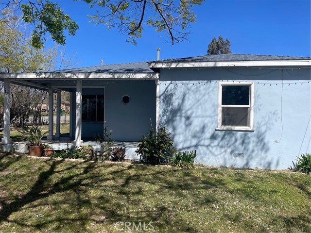 Detail Gallery Image 2 of 25 For 979 W Nicolet, Banning,  CA 92220 - 2 Beds | 1 Baths