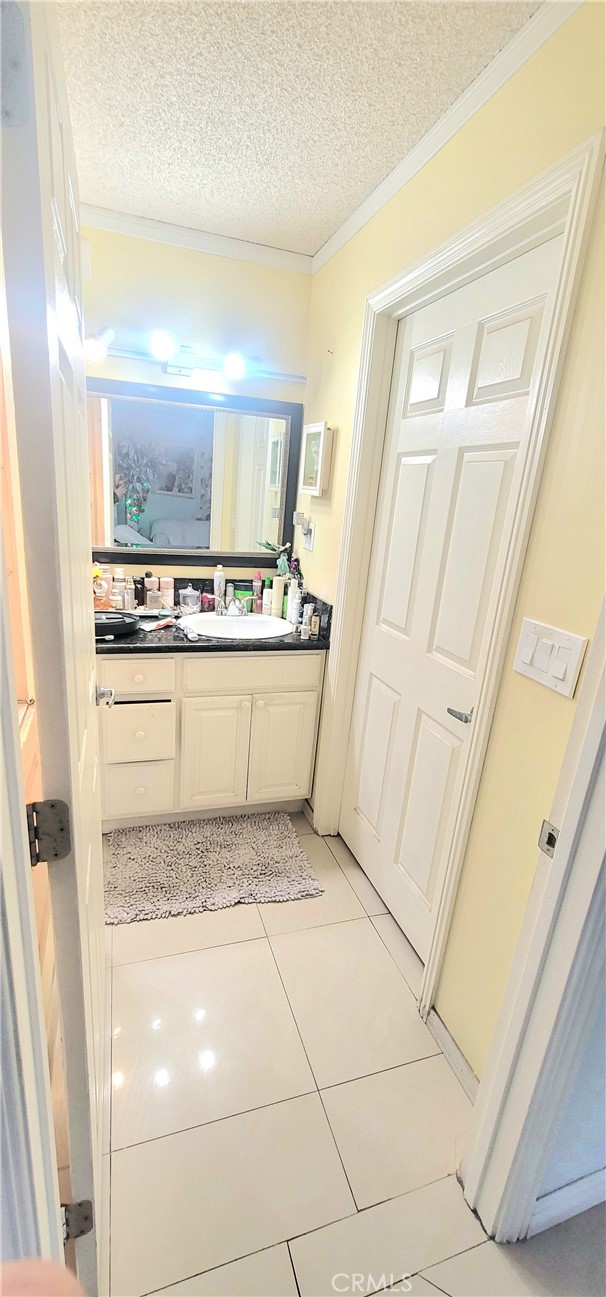 Detail Gallery Image 12 of 41 For 10181 Larson Ave, Garden Grove,  CA 92843 - 4 Beds | 4 Baths