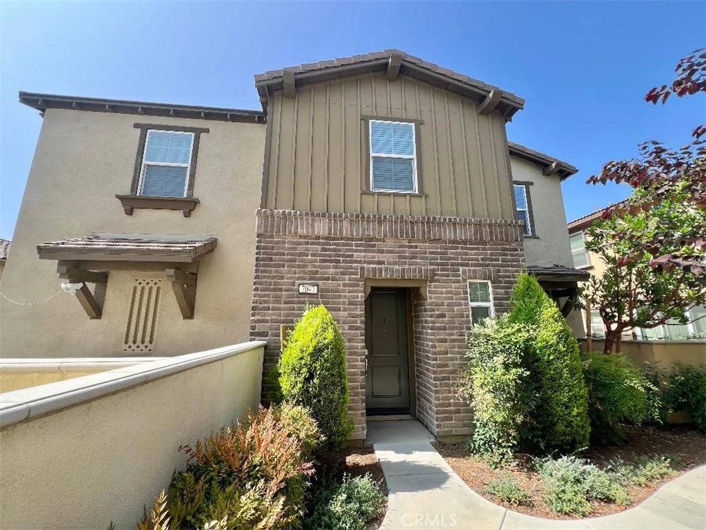 7047 Montecito Lane